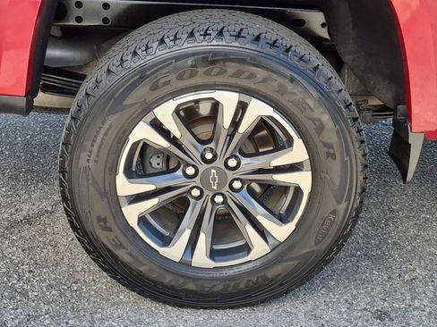 Used 2016 Chevrolet Colorado Z71 RWD image 9