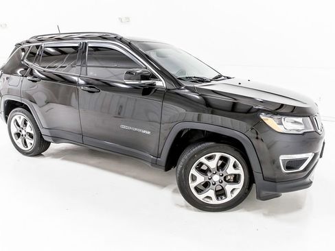 Used 2019 Jeep Compass Limited w/ Safety & Security Group AWD/4WD image 7