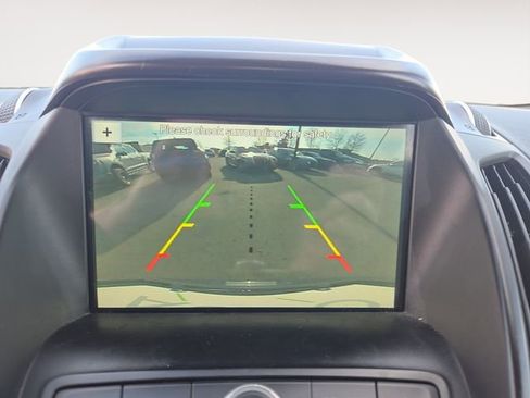 Used 2019 Ford Escape SE image 23