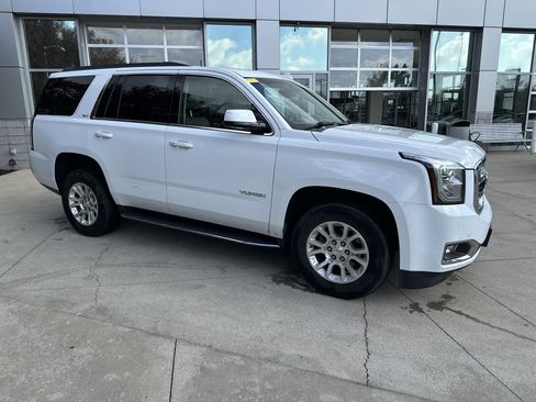 Used 2018 GMC Yukon SLT w/ Open Road Package image 2
