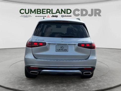 Used 2025 Mercedes-Benz GLS 450 4MATIC image 10