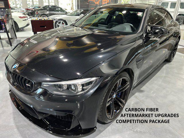 Used 2018 BMW M4 Coupe w/ Competition Package RWD image 1