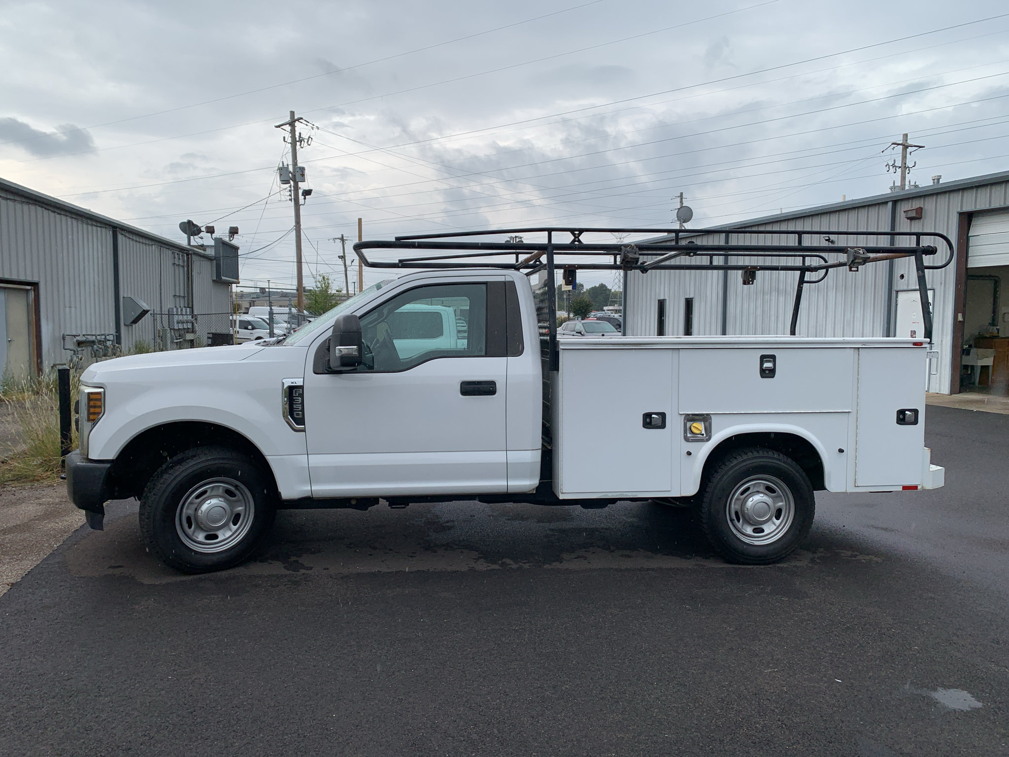 Used 2019 Ford F350 XL w/ Power Equipment Group RWD image 5