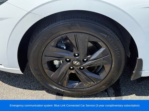Certified 2023 Hyundai Elantra SEL FWD image 10