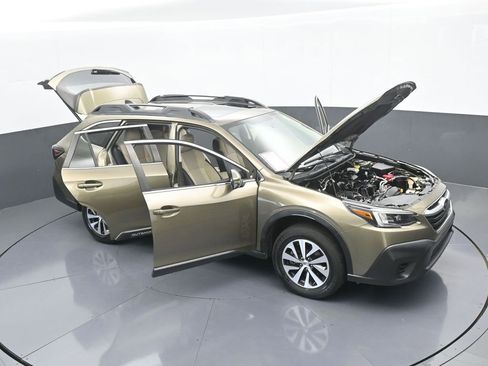 Used 2021 Subaru Outback Premium image 70