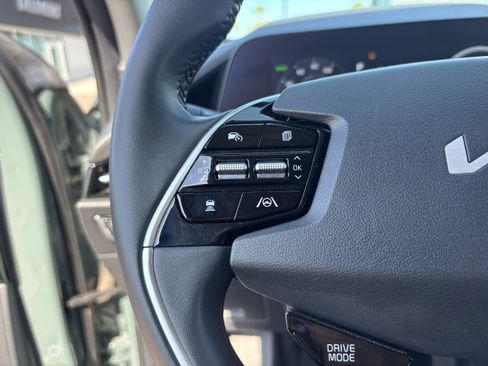 Certified 2023 Kia Niro Wind FWD image 25