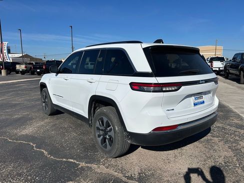 Used 2022 Jeep Grand Cherokee Limited 4xe AWD/4WD image 7