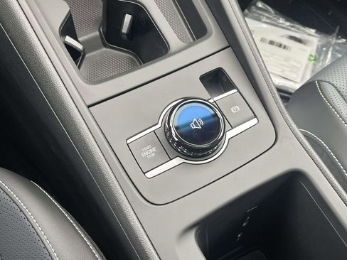 New 2026 Volkswagen Tiguan SE image 24