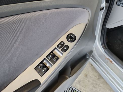 Used 2017 Hyundai Accent Value Edition image 19