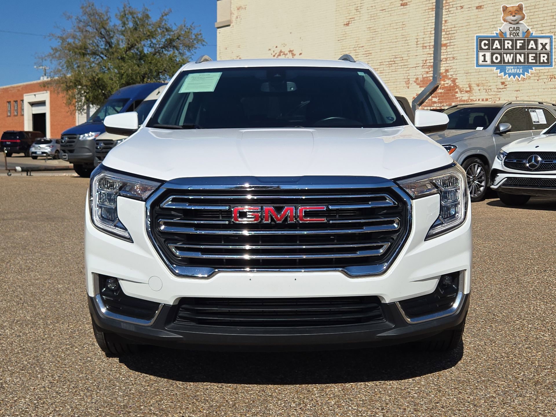 Used 2024 GMC Terrain SLT AWD/4WD image 10