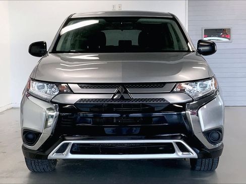 Used 2020 Mitsubishi Outlander ES AWD/4WD image 6