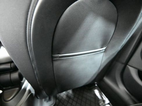 Used 2018 MINI Cooper S image 31