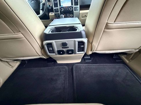 Used 2017 Ford F150 Lariat w/ Equipment Group 502A Luxury AWD/4WD image 26