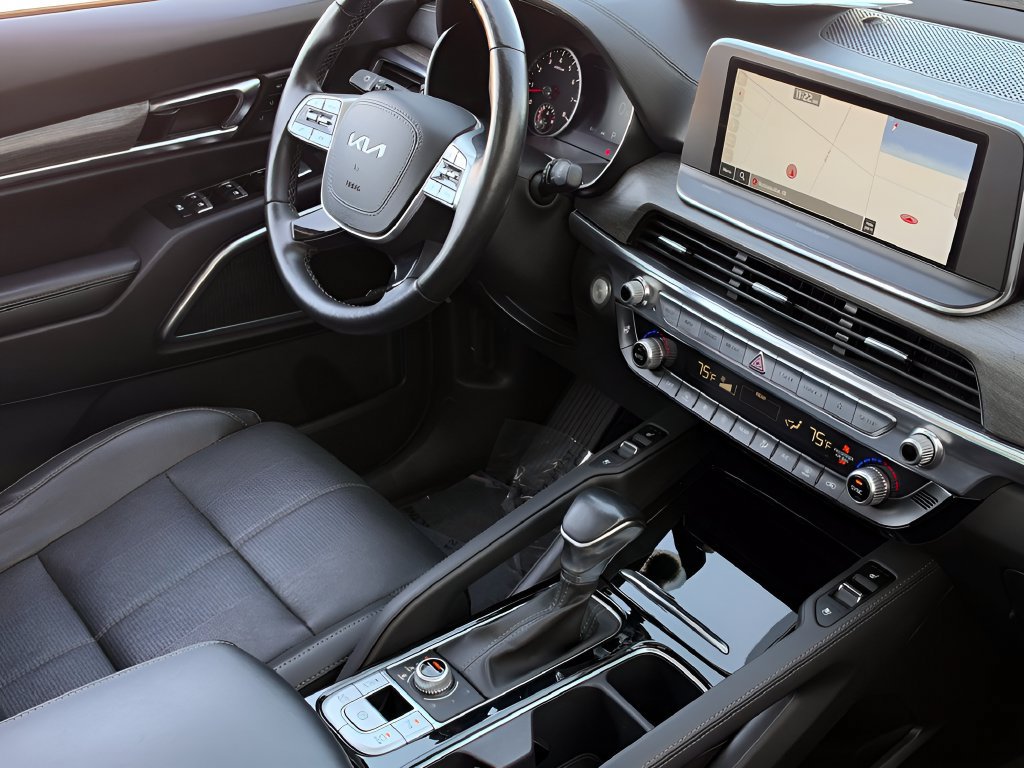 Used 2022 Kia Telluride SX AWD/4WD image 3