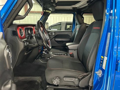 Certified 2021 Jeep Wrangler Unlimited Rubicon w/ Xtreme Recon 35" Tire Package image 12