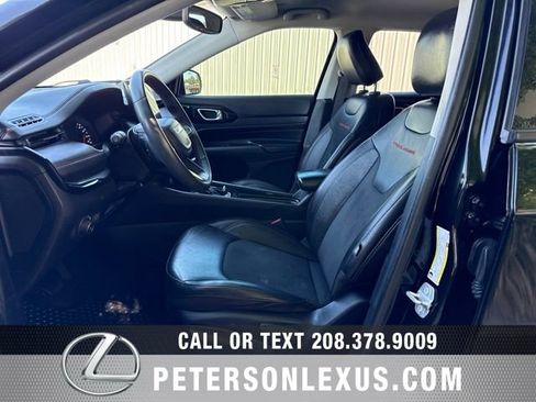 Used 2022 Jeep Compass Trailhawk AWD/4WD image 21