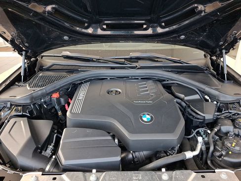 Used 2024 BMW 330i xDrive Sedan w/ Premium Package AWD/4WD image 32