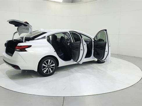 Certified 2025 Nissan Versa SV w/ Trunk Package image 12