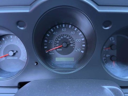 Used 2002 Nissan Xterra XE image 11