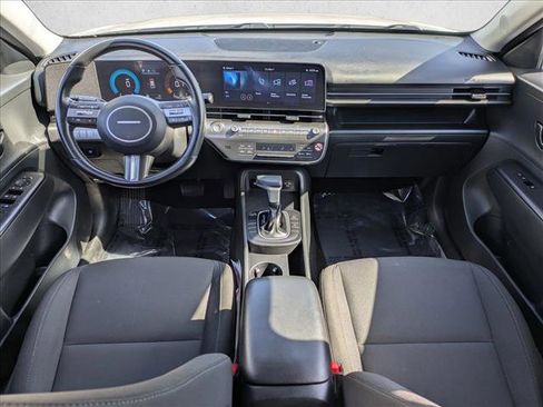 Used 2024 Hyundai Kona SEL FWD image 16