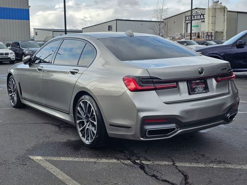 Used 2020 BMW 750i xDrive w/ Executive Package image 3