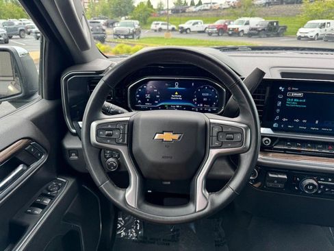 Used 2023 Chevrolet Silverado 1500 LT w/ Max Trailering Package AWD/4WD image 12