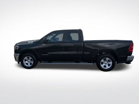 Used 2025 RAM 1500 Big Horn AWD/4WD image 2