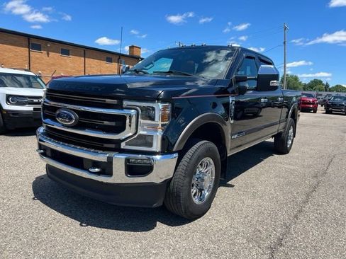 Certified 2022 Ford F350 King Ranch w/ King Ranch Ultimate Package AWD/4WD image 28
