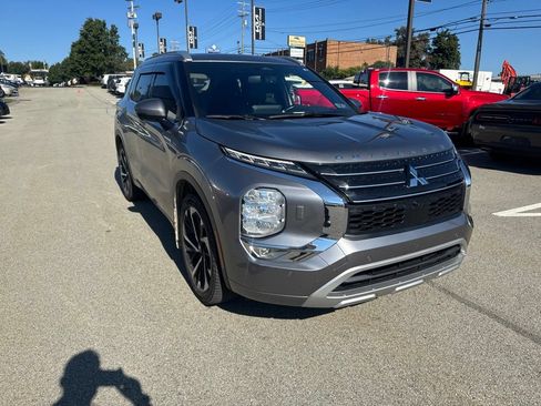 Used 2022 Mitsubishi Outlander SEL AWD/4WD image 1