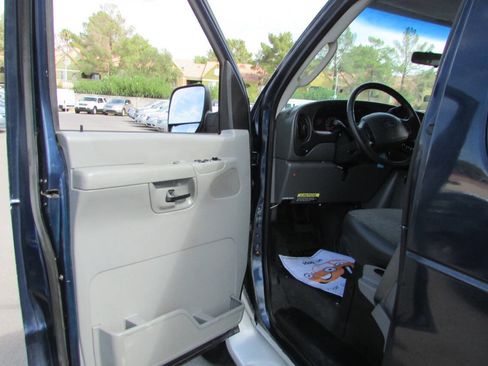 Used 2003 Ford E-150 and Econoline 150 Wagon image 10