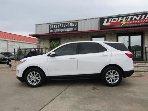 Used 2019 Chevrolet Equinox LT FWD image 2