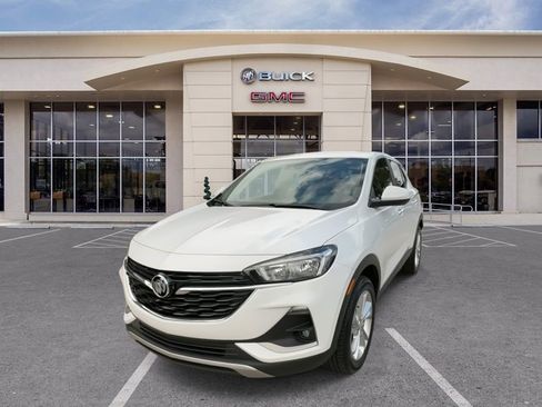 Certified 2023 Buick Encore GX Preferred w/ Cold Weather Comfort Package AWD/4WD image 8