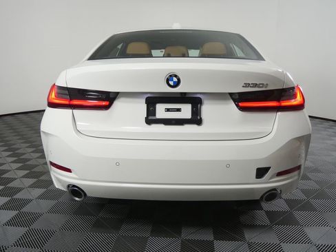 New 2026 BMW 330i Sedan w/ Premium Package image 4