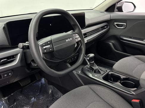 Used 2025 Kia K4 FWD image 7