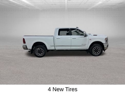 Used 2025 RAM 2500 Limited AWD/4WD image 15