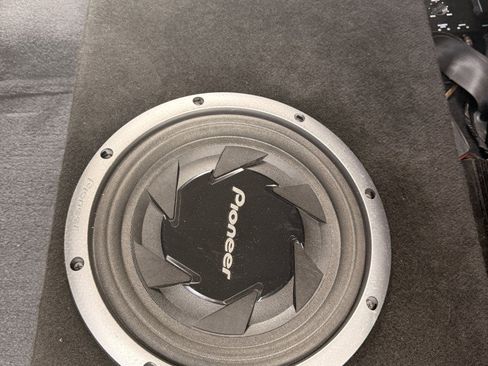 Used 2014 Toyota Tundra SR5 w/ TRD Off Road Package image 33