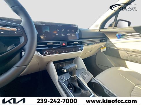 New 2026 Kia Sportage EX image 26