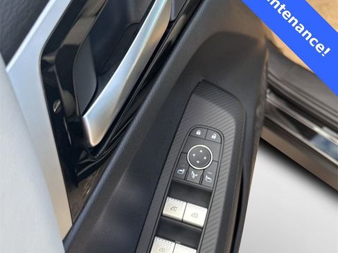 New 2025 Mitsubishi Outlander SE image 18