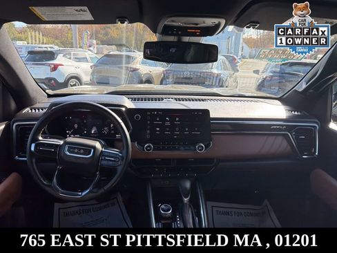 Used 2024 GMC Canyon AT4 image 17