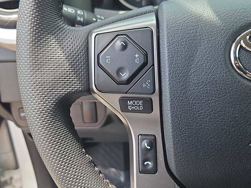 Used 2023 Toyota Tacoma SR5 AWD/4WD image 19