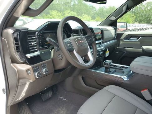 New 2026 GMC Sierra 1500 SLT w/ SLT Premium Plus Package AWD/4WD image 22