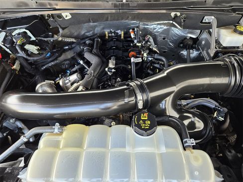 Used 2023 Lincoln Navigator Reserve image 30