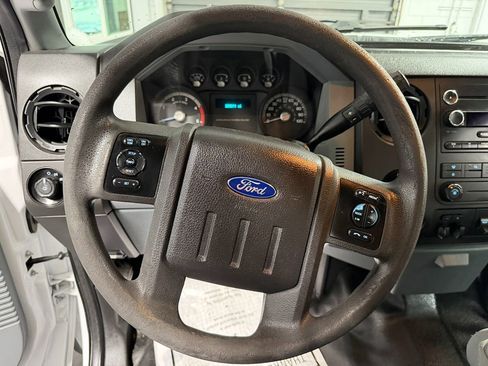 Used 2016 Ford F550 XL image 14