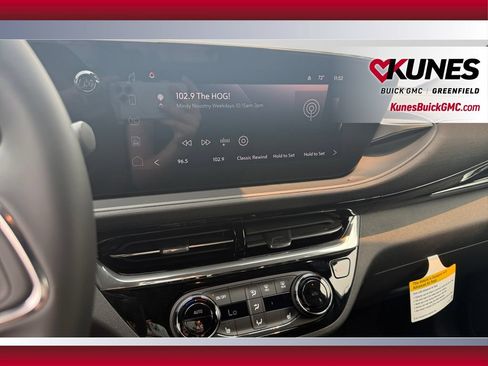 New 2026 Buick Envista Sport Touring w/ Convenience I Package FWD image 22
