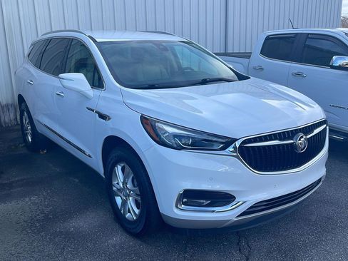 Used 2020 Buick Enclave Premium image 2
