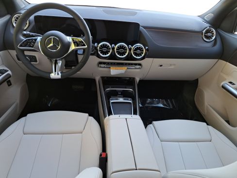 New 2026 Mercedes-Benz GLA 250 image 9