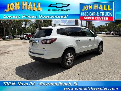 Used 2017 Chevrolet Traverse LT AWD/4WD image 10