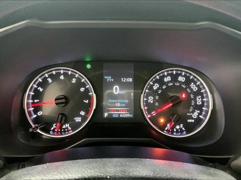 Used 2020 Toyota RAV4 LE AWD/4WD image 17