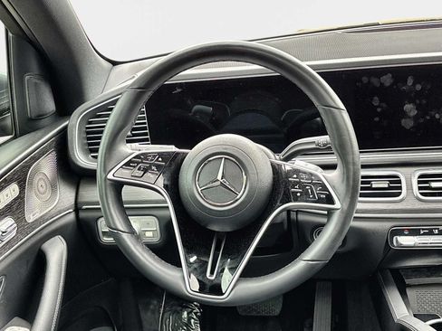 Certified 2025 Mercedes-Benz GLE 450 4MATIC image 21