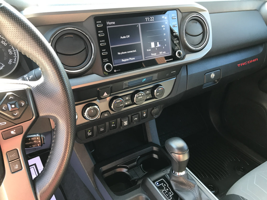 Certified 2023 Toyota Tacoma TRD Off-Road w/ Technology Package AWD/4WD image 17